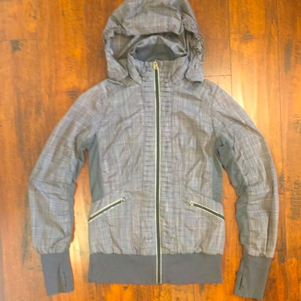 Lululemon Run: Back On Track Jacket